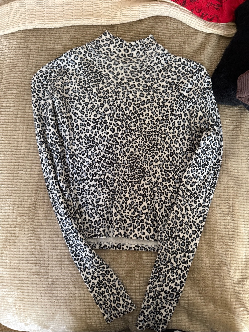 Brandy Melville Black & White Leopard Mock Neck Long Sleeve Top